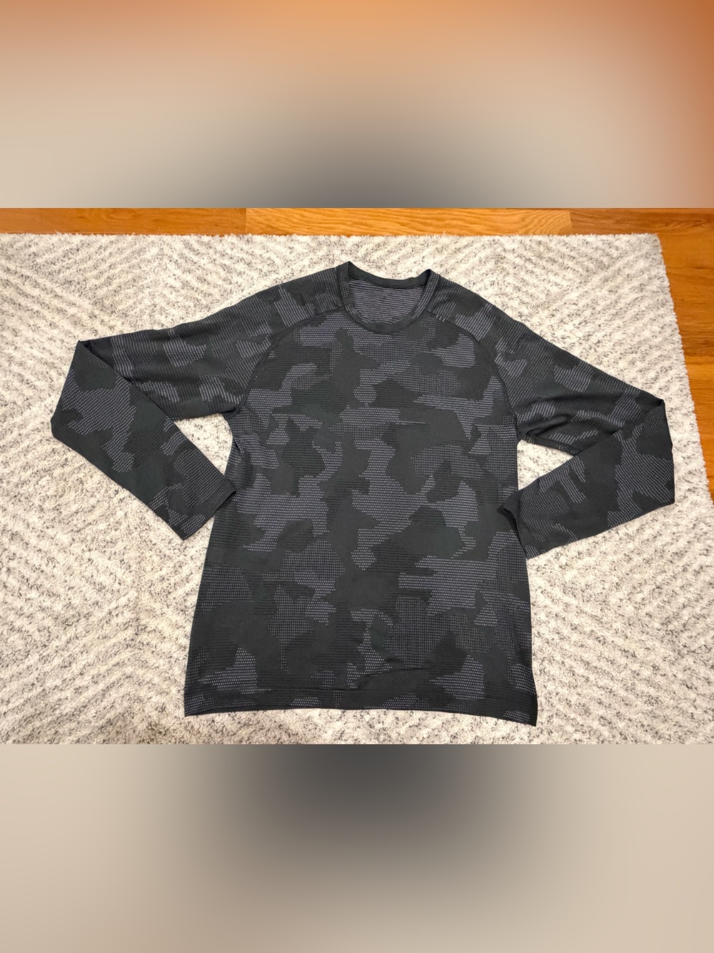 Mens Lululemon Metal Vent Tech Geo Camo size medium
